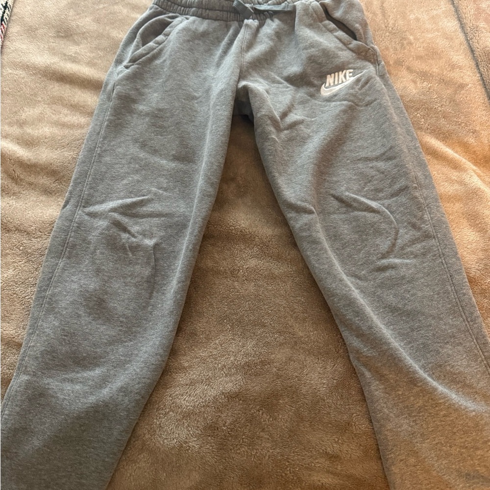 Nike boys jogger sweat pants